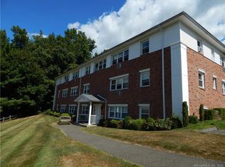 17 Fordyce Ct APT 7, New Milford, CT 06776