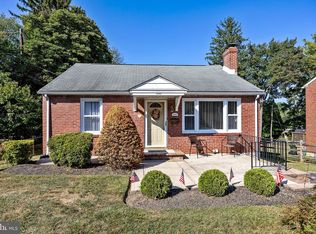 3305 Hilltop Rd, Newtown Square, PA 19073