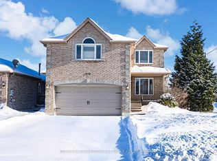 63 Wismer Ave, Barrie, ON L4N 9T9