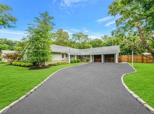 5 Peters Path, East Setauket, NY 11733