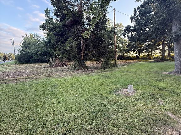 2nd image of 198 Browns Rd