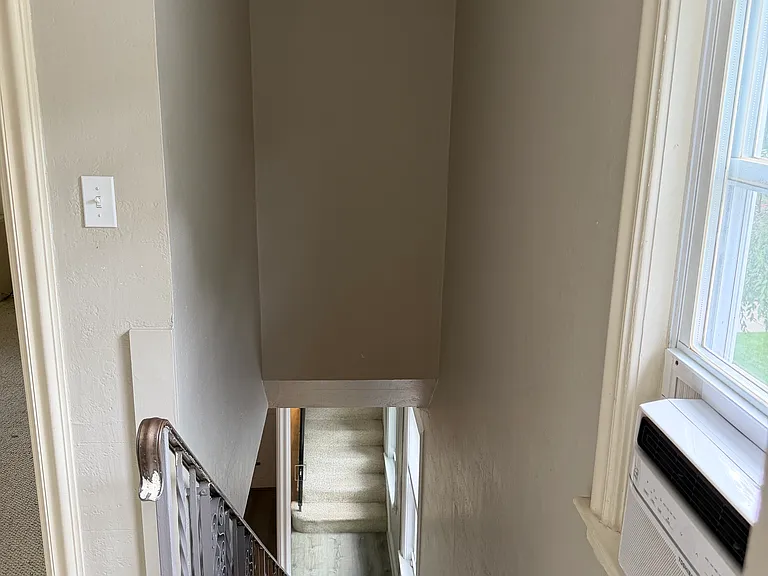 291 Russett Rd — Photo 11