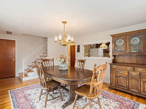 5th image of 16 Winthrop Ave