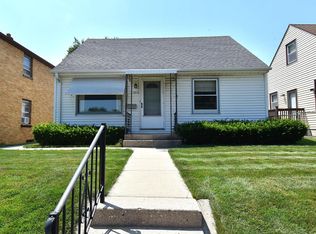 2813 S 68th St, Milwaukee, WI 53219