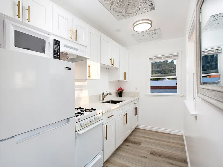 310 Pasadena Ave #19 — Photo 5