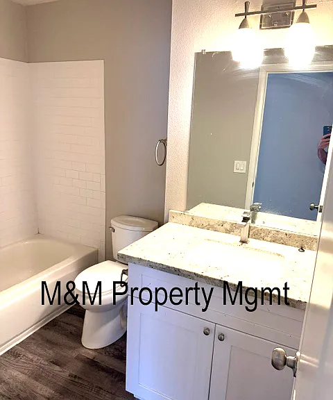 9821 Gardenwood Way — Photo 8