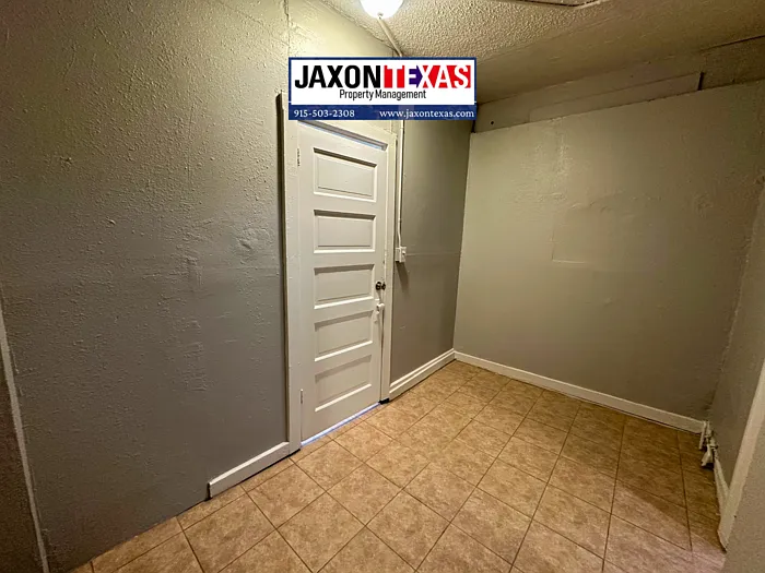 3121 Frutas Ave #4 — Photo 11