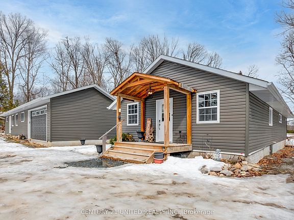 2nd image of 472 Canal Rd