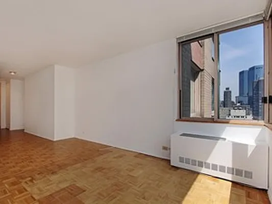 Rented by Corcoran | media 67