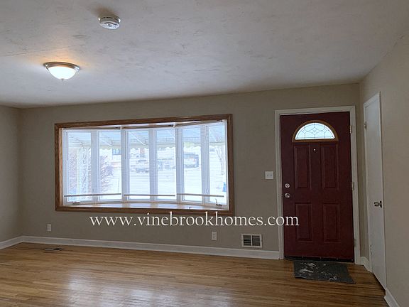 2nd image of 7020 S 41st Ave