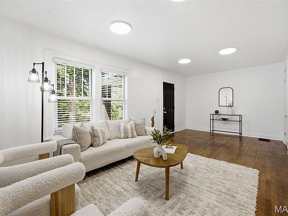 4th image of 4050 McDonald Ave