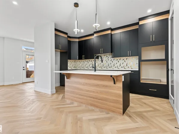 156 Wyatt Rdg, Fort Saskatchewan, AB T8L 0X6