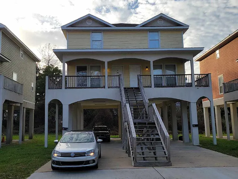 265 Benachi Ave #B — Photo 16