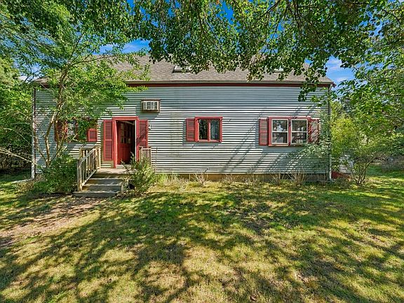 2nd image of 10 Field Ave