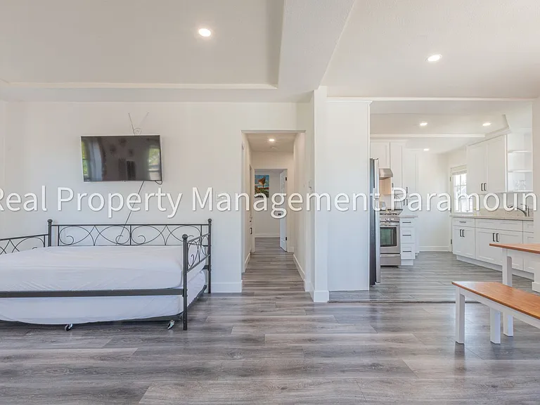 5938 Southside Dr — Photo 12