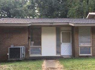 556 Blendwood Dr, Charlotte, NC 28215