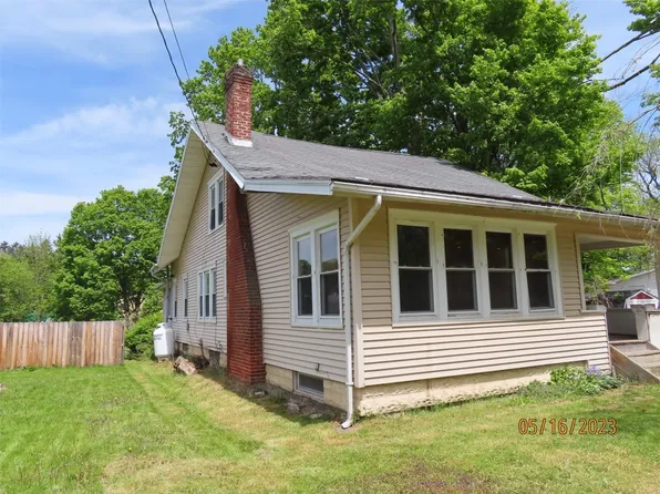 14 Williams St, Apalachin, NY 13732
