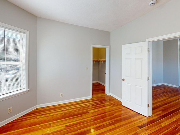 4th image of 52 Sumner St APT 1