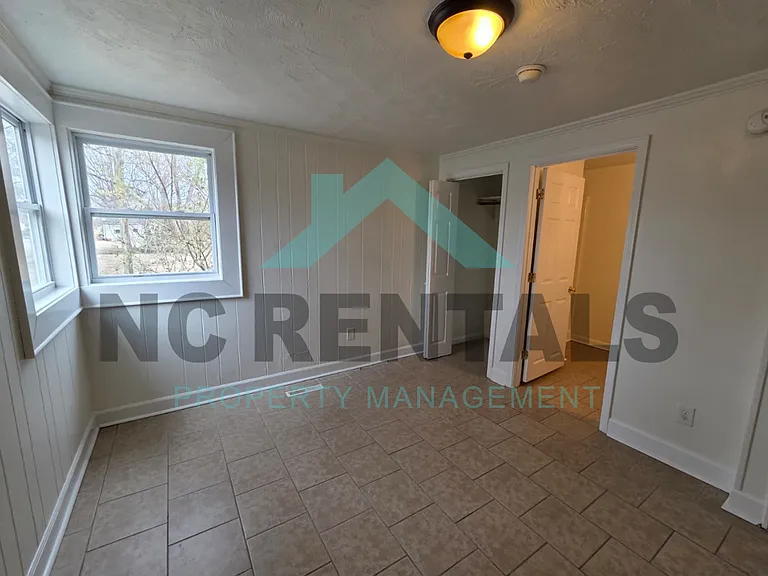 312 Walter Chambers St — Photo 24