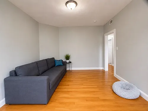 13 Hendry St #3 Photo 1