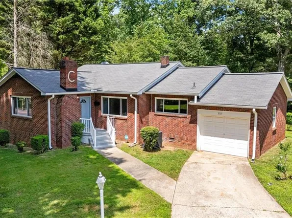 3331 Carver School Rd, Winston Salem, NC 27105