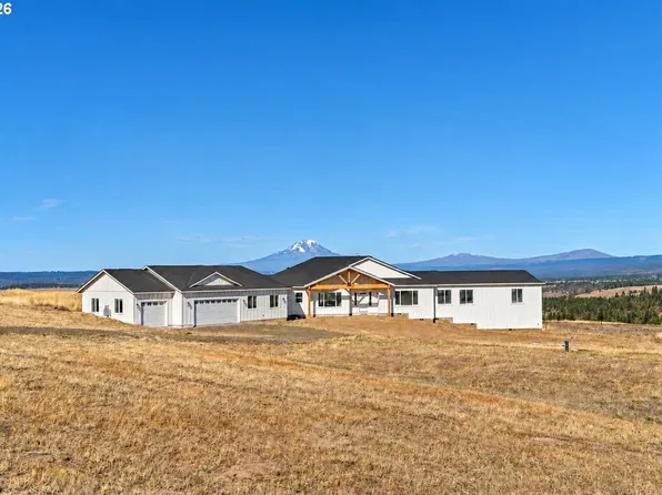 823 Horseshoe Bend Rd, Centerville, WA 98613