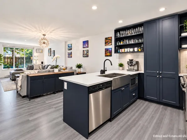 20487 65th Ave #B102, Langley, BC V2Y 3K6