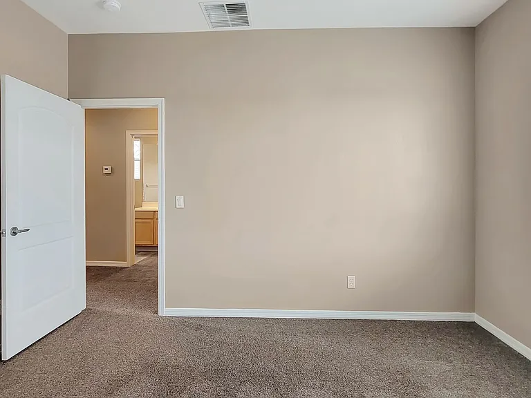 9037 W Plum Rd — Photo 30