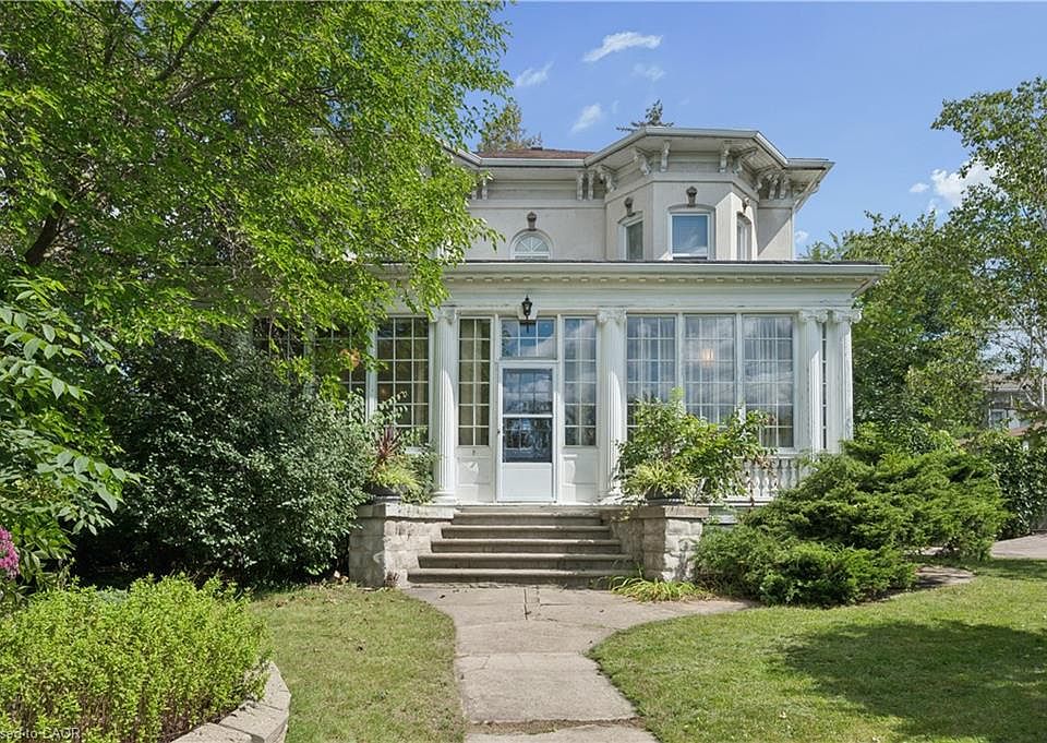 1st image of 66 Park Hill Rd E