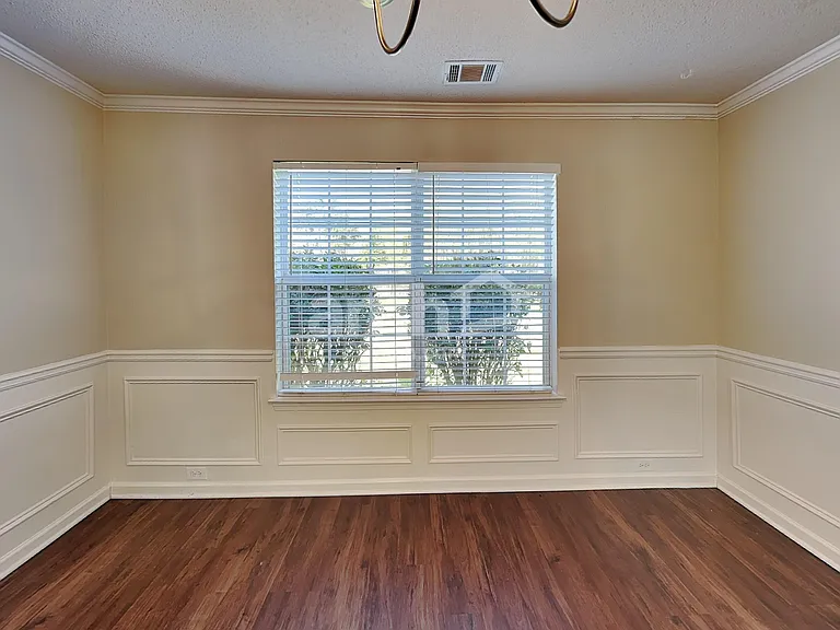 1124 Stepping Stone Ln — Photo 7