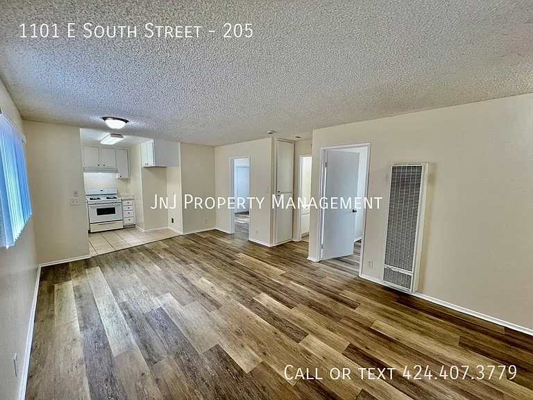 1101 E South St #205 — Photo 3