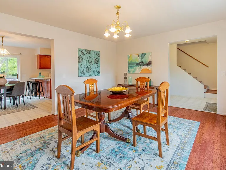 2024 Evansdale Dr — Photo 11