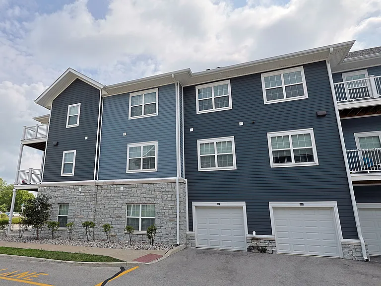 Private patios, balconies, and attached garages make every apartment at 32 Union feel a little more like home.