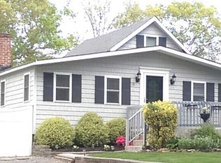 19 Calverton Rd, Sound Beach, NY 11789