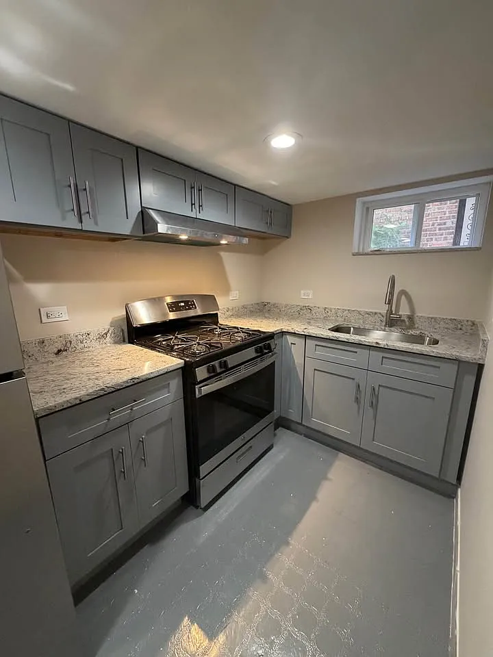 Studio, 968 sqft, $1,300 — Photo 1