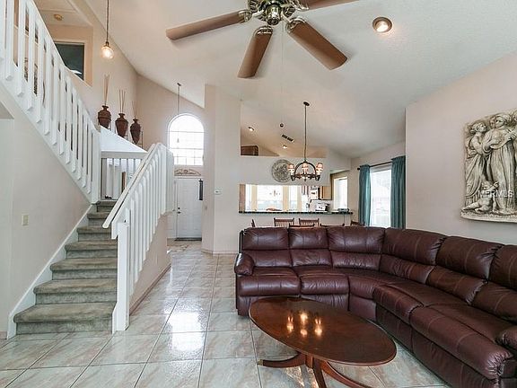 4th image of 5629 Parkview Lake Dr