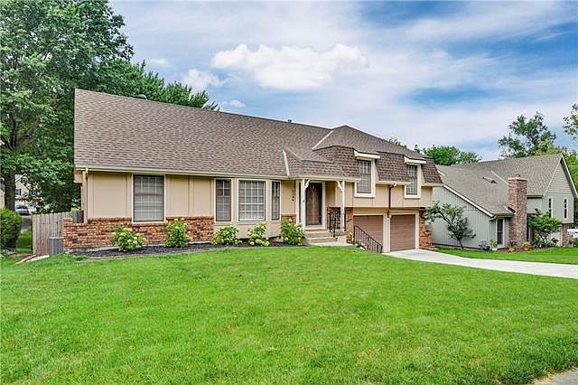 1st image of 7746 Caenen St