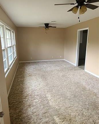 3rd image of 107 E Evans Ave