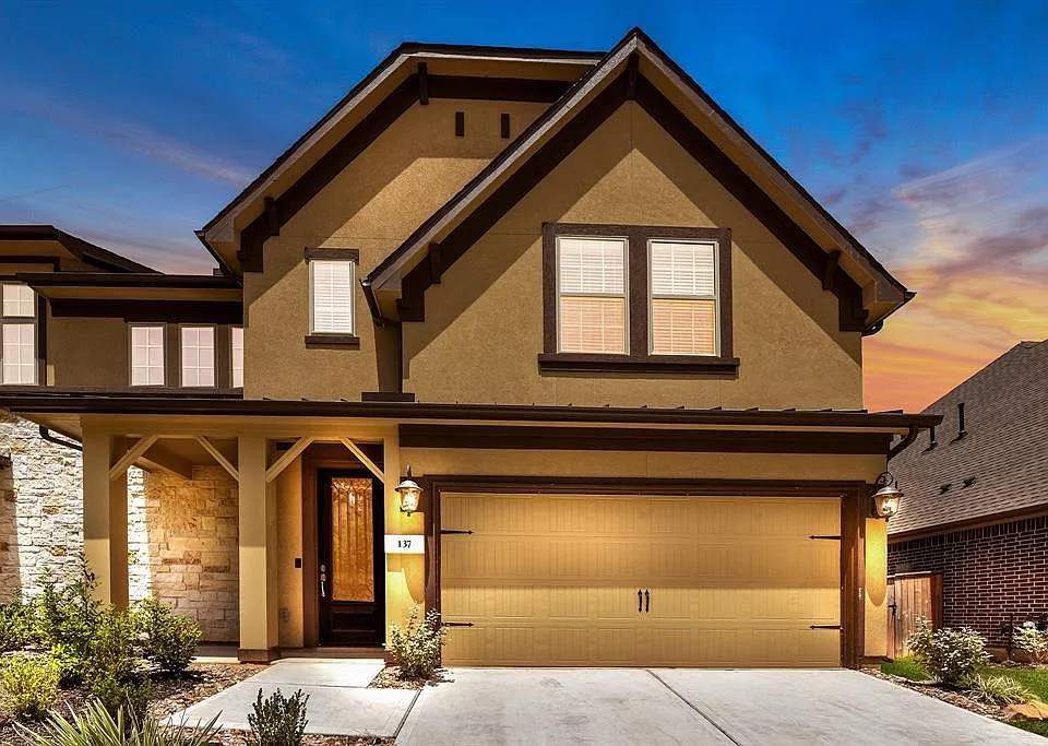 137 Skybranch Dr