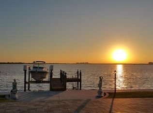 5821 SW 1st Ave, Cape Coral, FL 33914