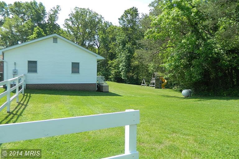 1st image of 23115 Lake Dr