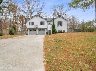 36 Indian Trail Dr, Powder Springs, GA 30127