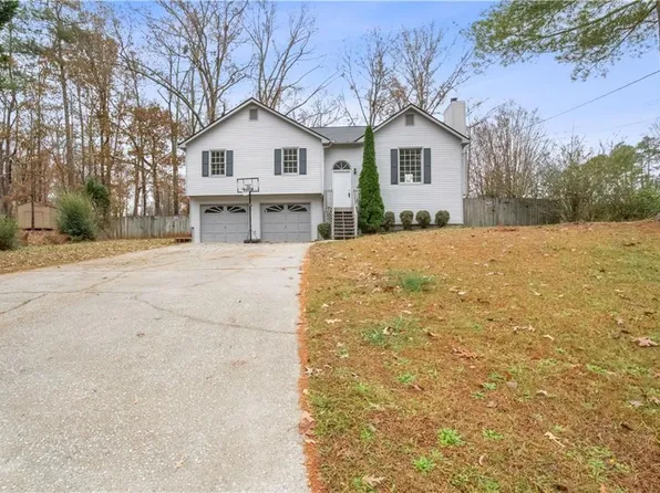 36 Indian Trail Dr, Powder Springs, GA 30127