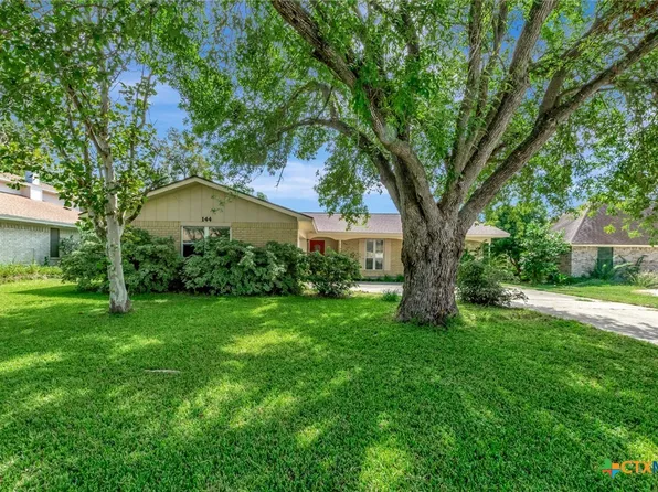 144 Timberline Dr, Port Lavaca, TX 77979