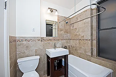 Rented by Barkoff Residential 