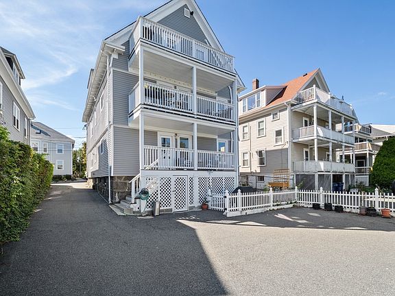 4th image of 23 Green St #1R