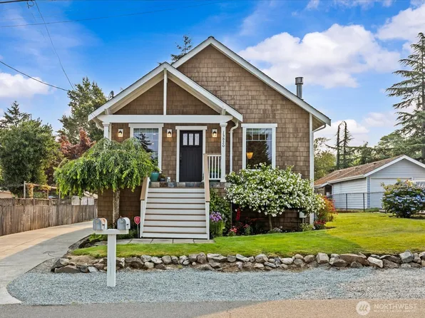 15820 12th Avenue SW, Burien, WA 98166
