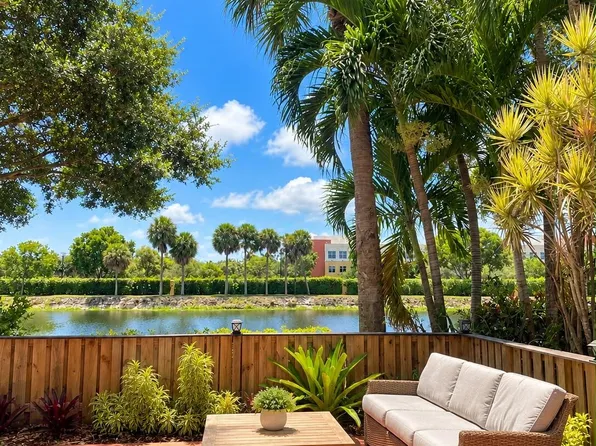 2930 SW 22nd Circle #14B, Delray Beach, FL 33445