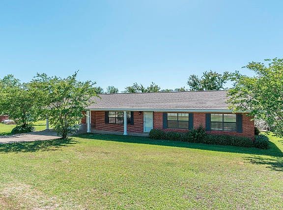 2nd image of 913 Sunset Dr