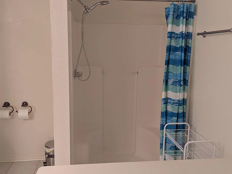 4009 Shorewood Dr — Photo 16